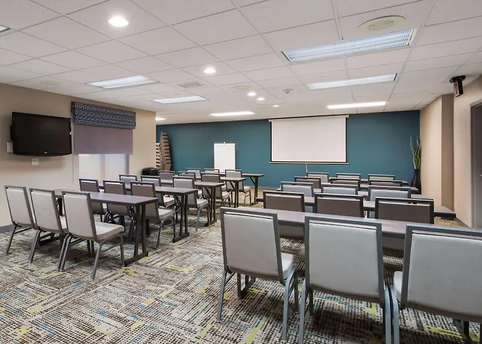 Hampton Inn&suites Chicago-hoffman Estates 3*