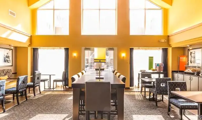 Hampton Inn&suites Chicago-hoffman Estates